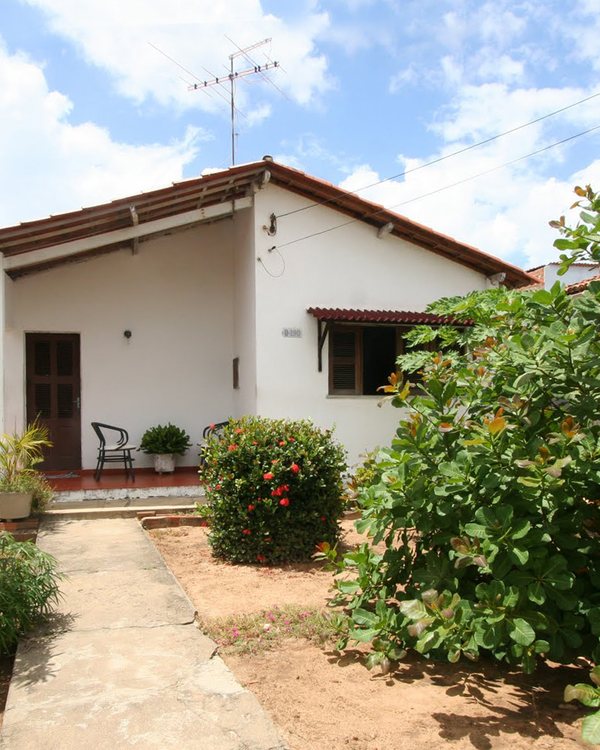 Casa térrea com jardim no Ceará